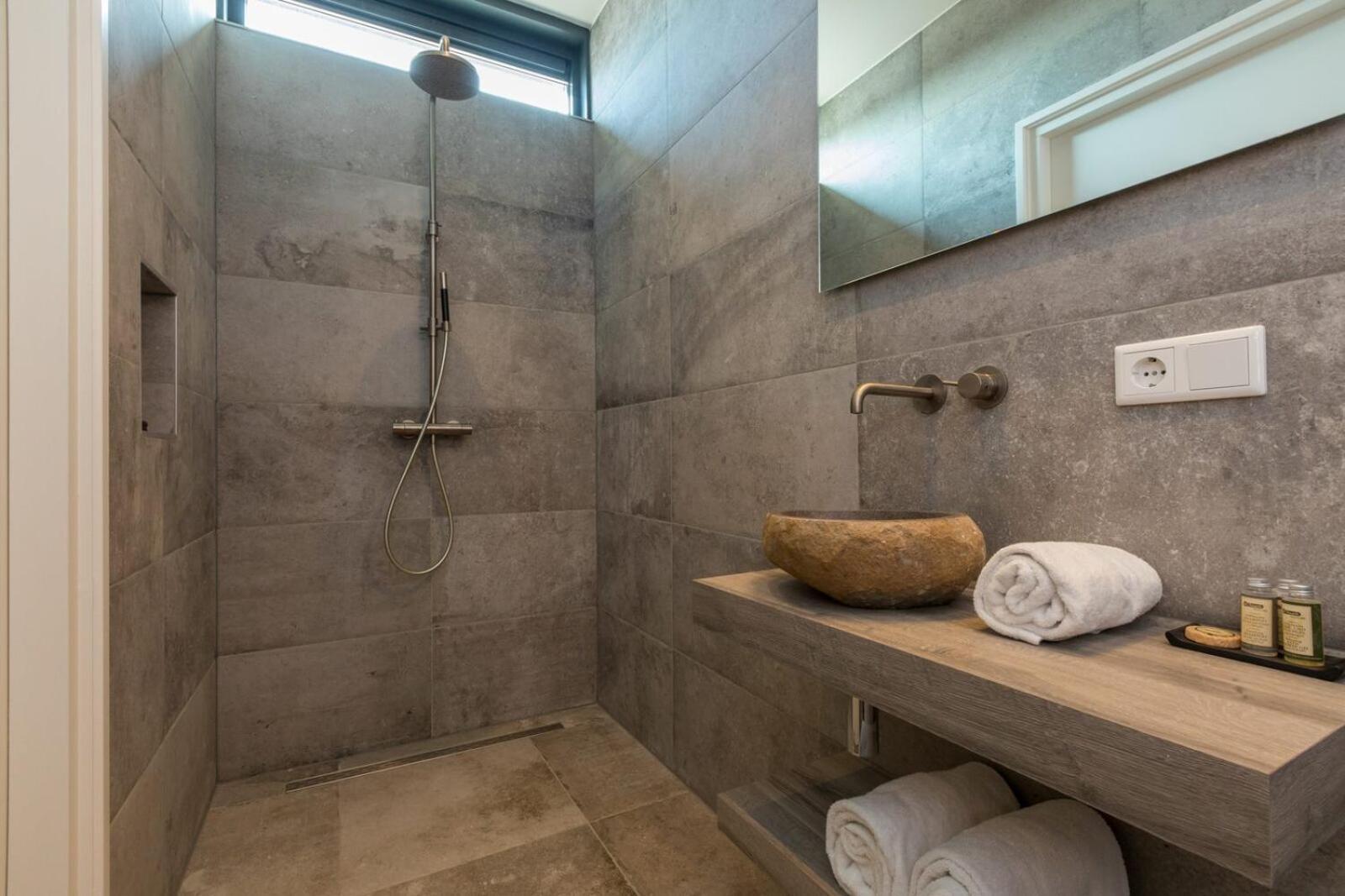 Luxe Appartement - Ooststraat 8A | ดอมเบิร์ก ภายนอก รูปภาพ